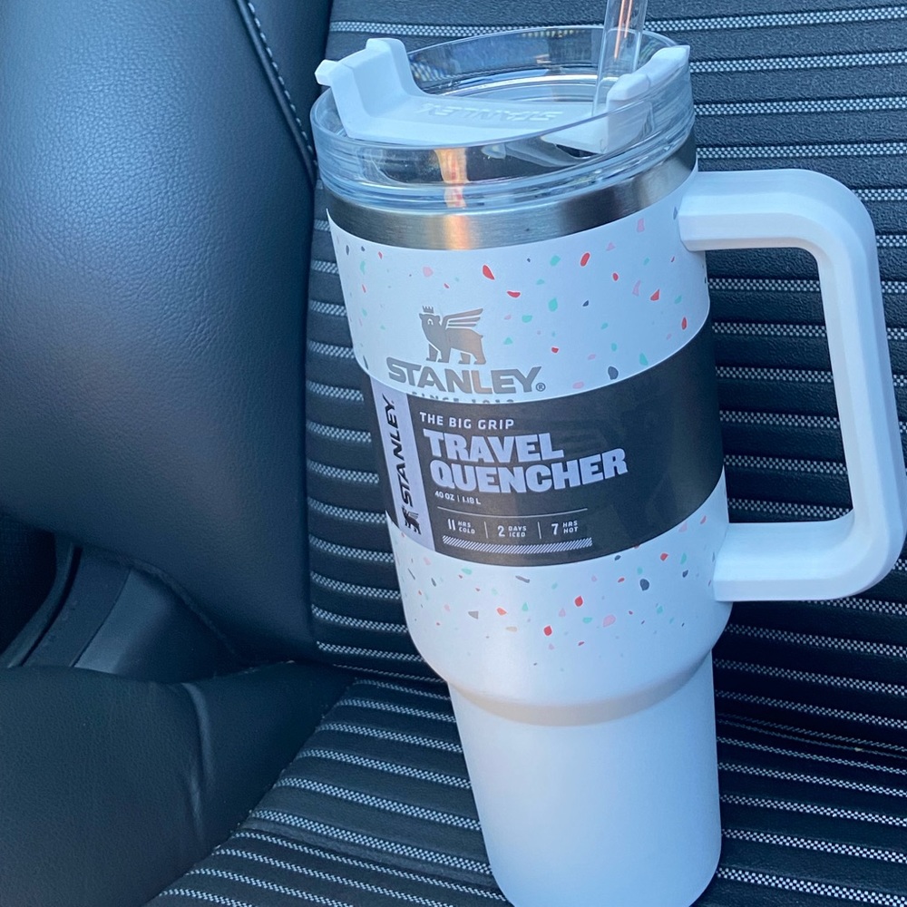 Stanley travel quencher tumbler